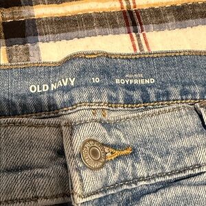 Old Navy Light Blue Mid Rise Boyfriend Jeans